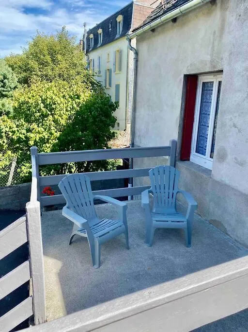 Appartement Dans Un Village En Auvergne Sancy Egliseneuve-d'Entraigues Apartment