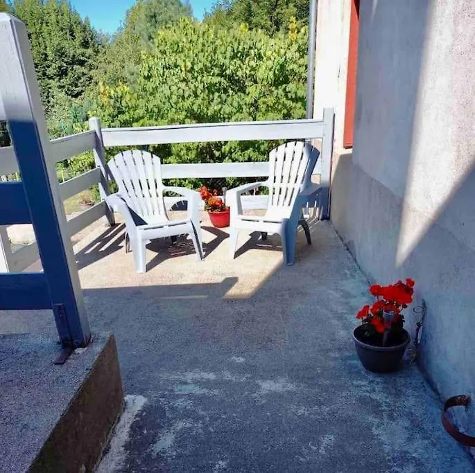 Appartement Dans Un Village En Auvergne Sancy Egliseneuve-d'Entraigues Apartment