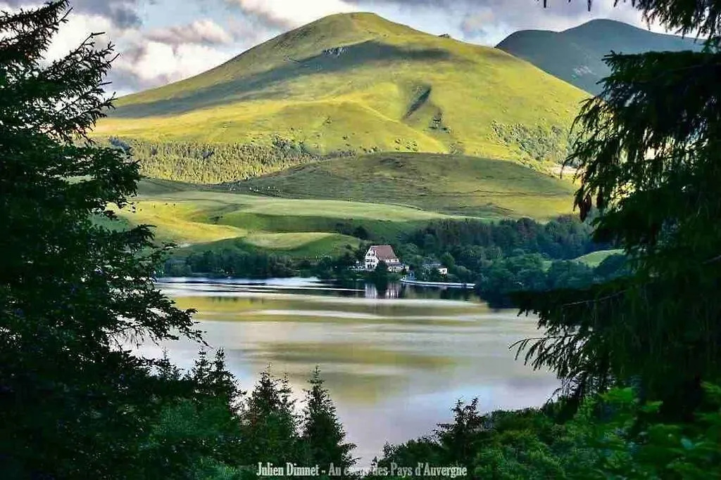 Appartement Dans Un Village En Auvergne Sancy Egliseneuve-d'Entraigues France