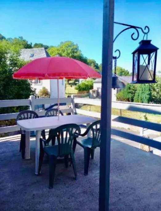 Appartement Dans Un Village En Auvergne Sancy Egliseneuve-d'Entraigues