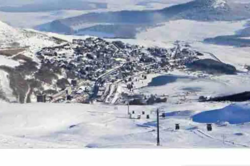 Appartement Dans Un Village En Auvergne Sancy Egliseneuve-d'Entraigues