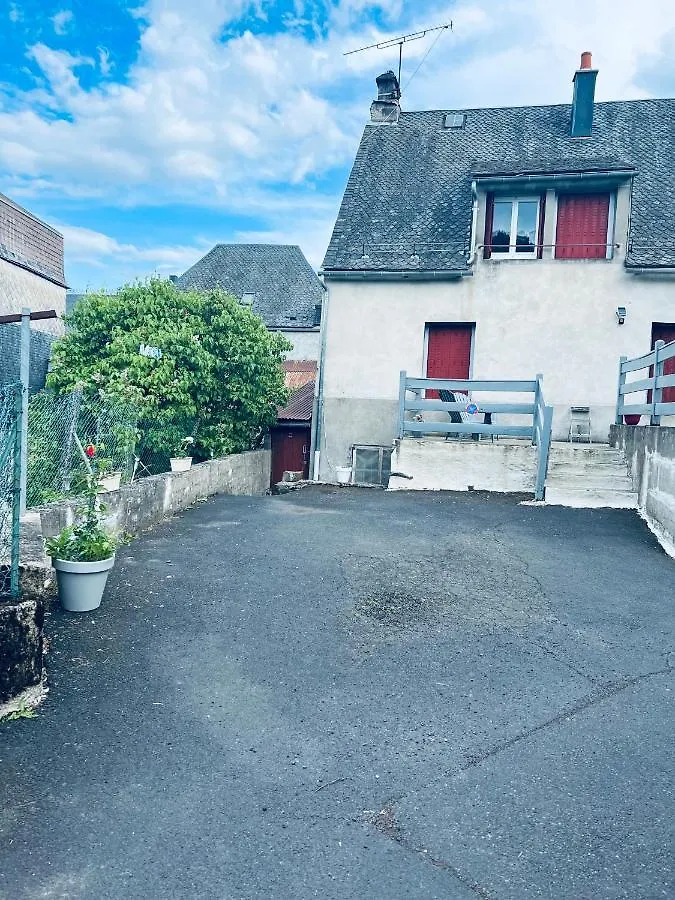 Appartement Dans Un Village En Auvergne Sancy Egliseneuve-d'Entraigues 0*,