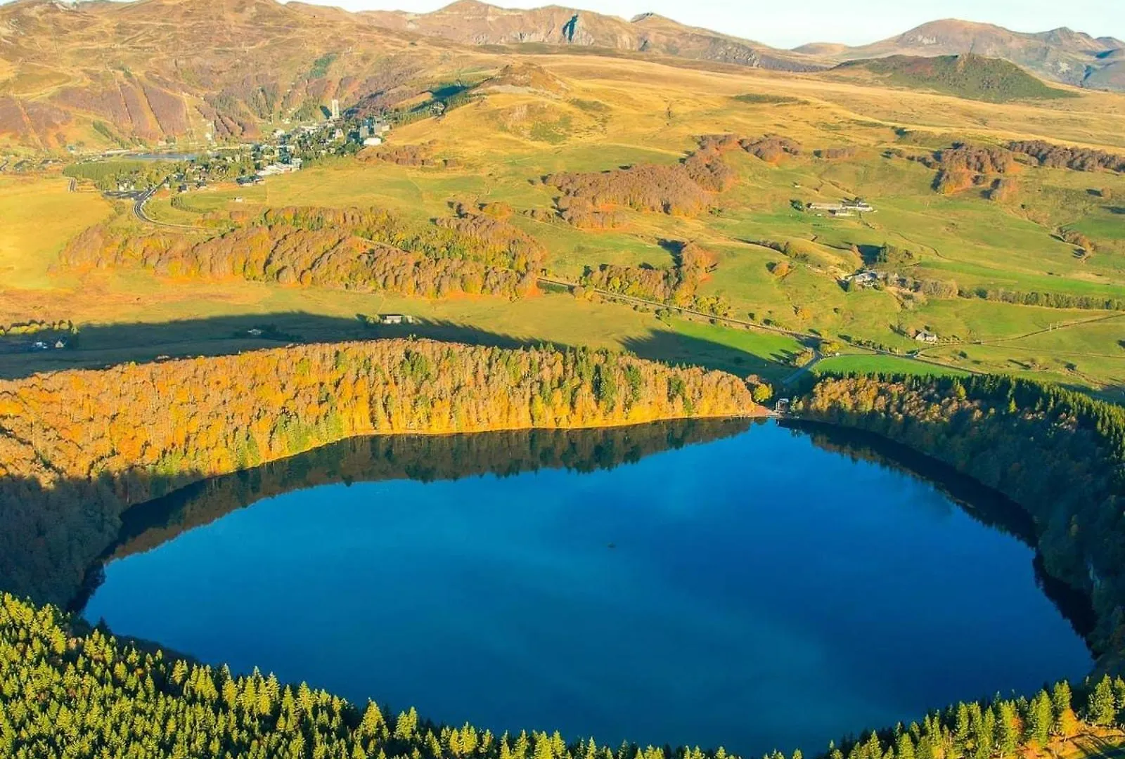 Appartement Dans Un Village En Auvergne Sancy Egliseneuve-d'Entraigues