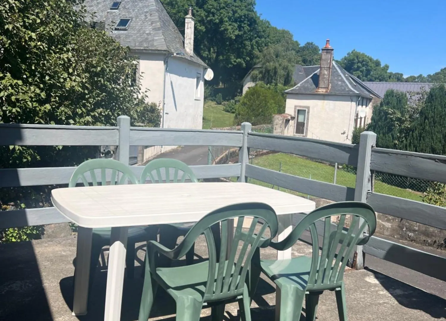 Appartement Dans Un Village En Auvergne Sancy Egliseneuve-d'Entraigues Apartment